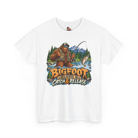 Funny Bigfoot Fishing Shirt - Bigfoot Believes in Catch & Release Graphic Tee